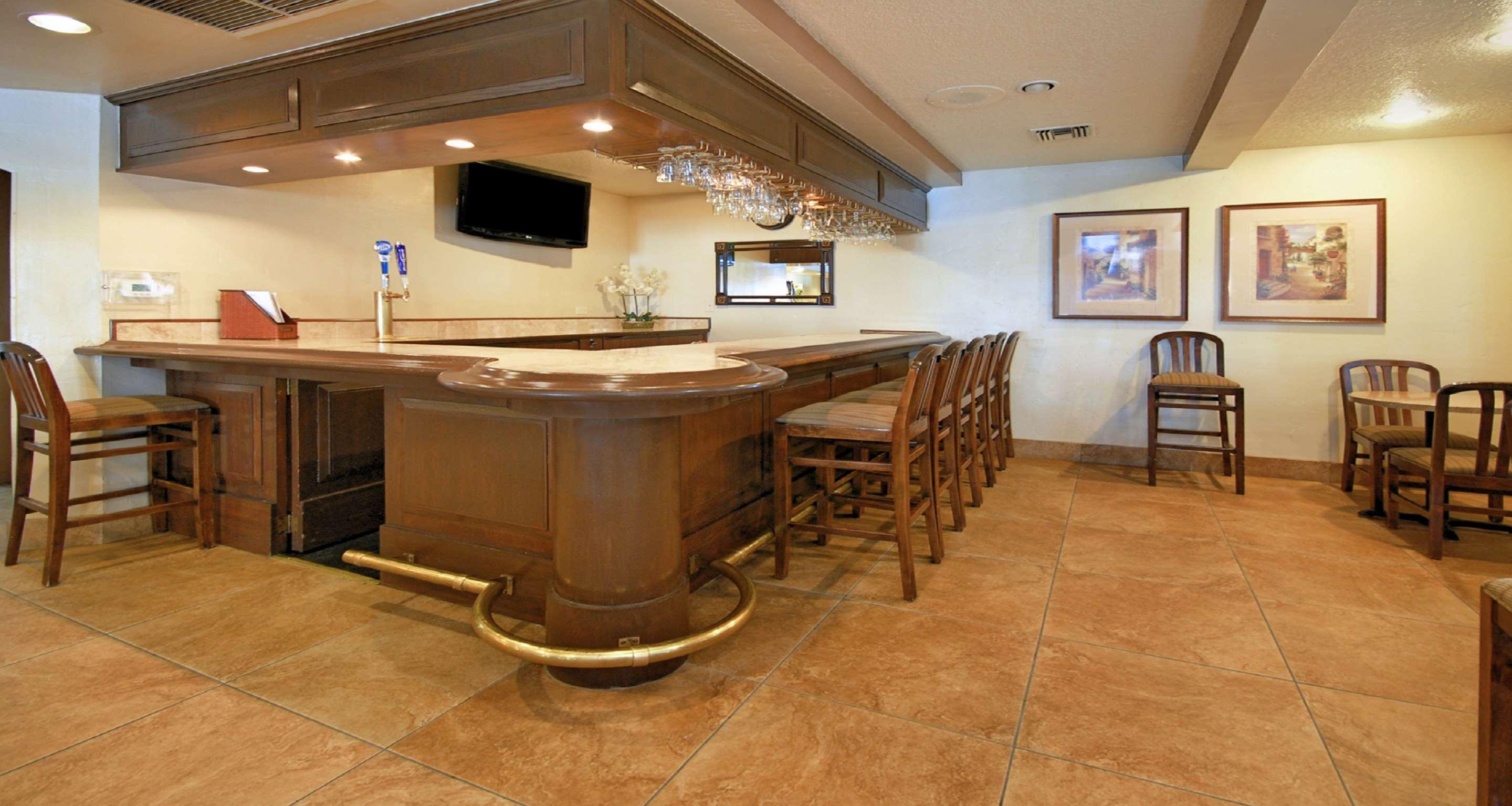 Best Western San Dimas Hotel & Suites Exterior foto
