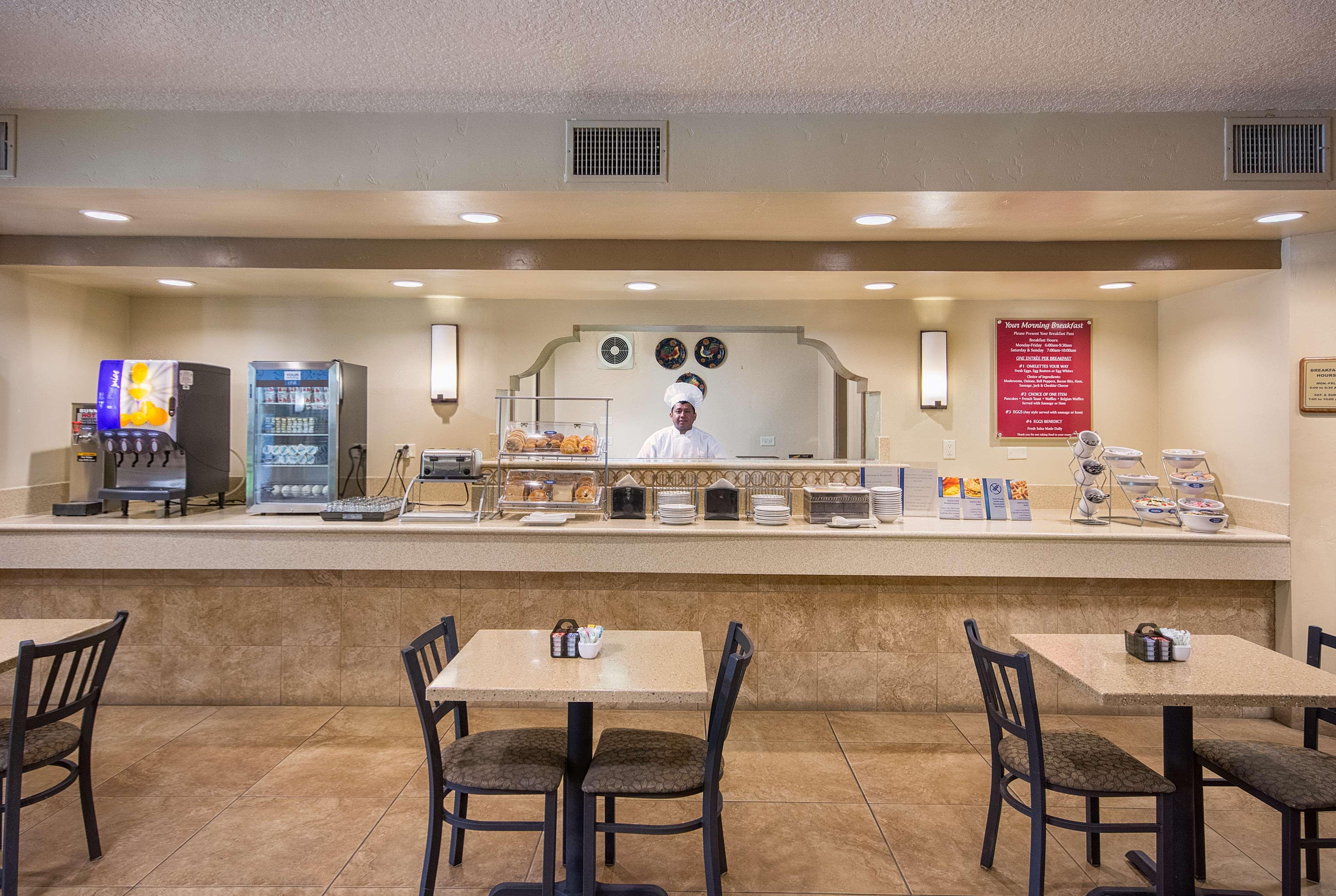 Best Western San Dimas Hotel & Suites Exterior foto